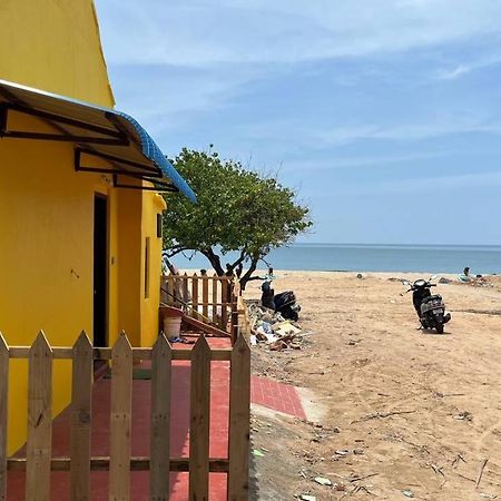 Coral Bay Beach House 1Bhk Pondicherry Esterno foto